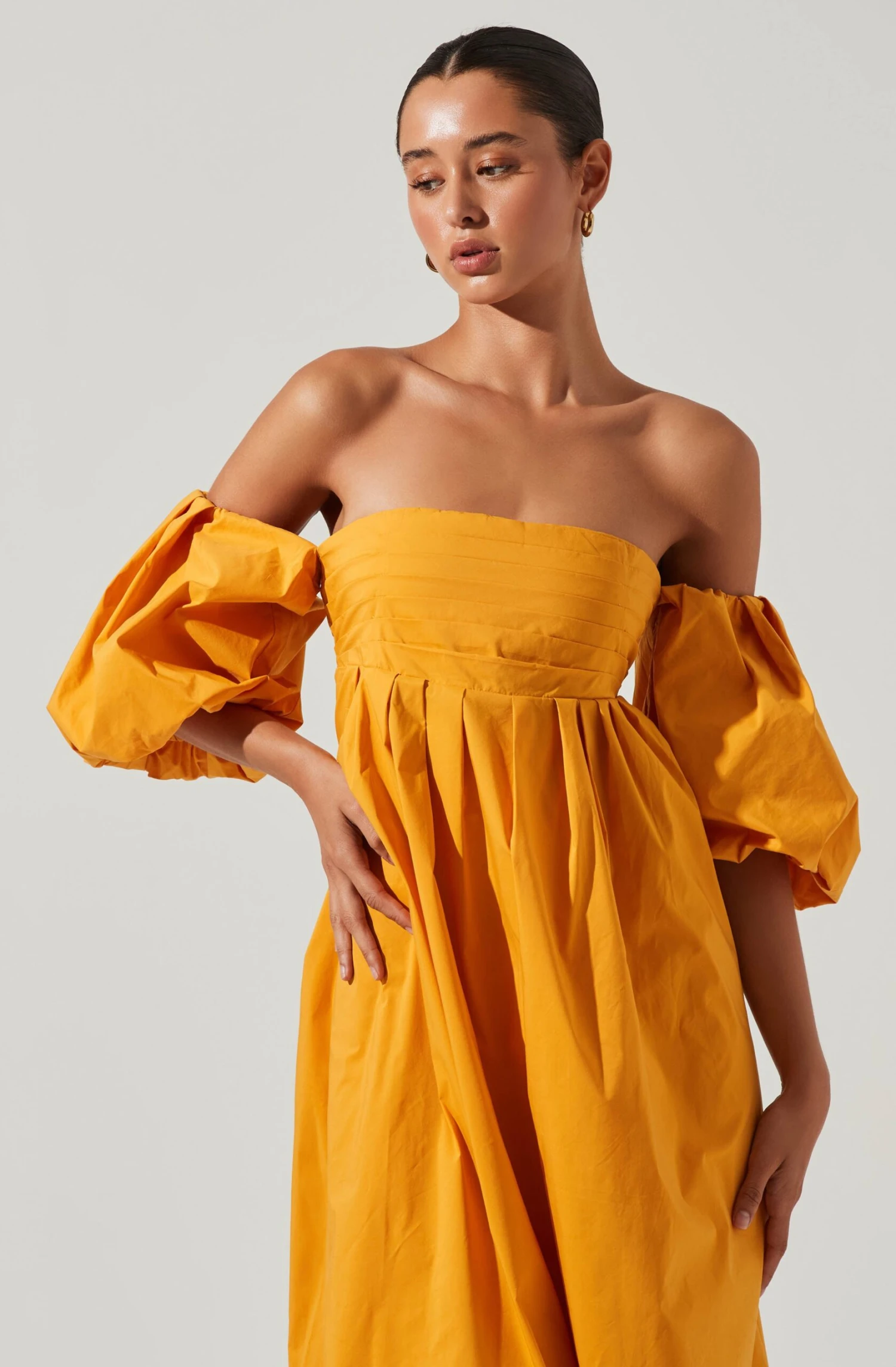 Carlin Off Shoulder Puff Sleeve Midi Dress 4 Carlin Off Shoulder Puff Sleeve Midi Dress - Image 2