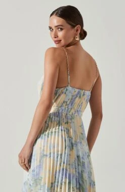 Loralee Pleated Floral Midi Dress 8 Loralee Pleated Floral Midi Dress -Dress Sales Store ACDR101790B YELLOWMULTI 3 0851f65d 517c 4f0e b85c 19edc0286d7b