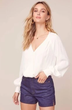 Essex Wrap Top 13 Essex Wrap Top -Dress Sales Store ACT15820 WHITE 2