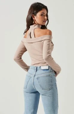 Tribeca Choker Neck Off Shoulder Bodysuit 25 Tribeca Choker Neck Off Shoulder Bodysuit -Dress Sales Store ACT16972 TAUPE 0655