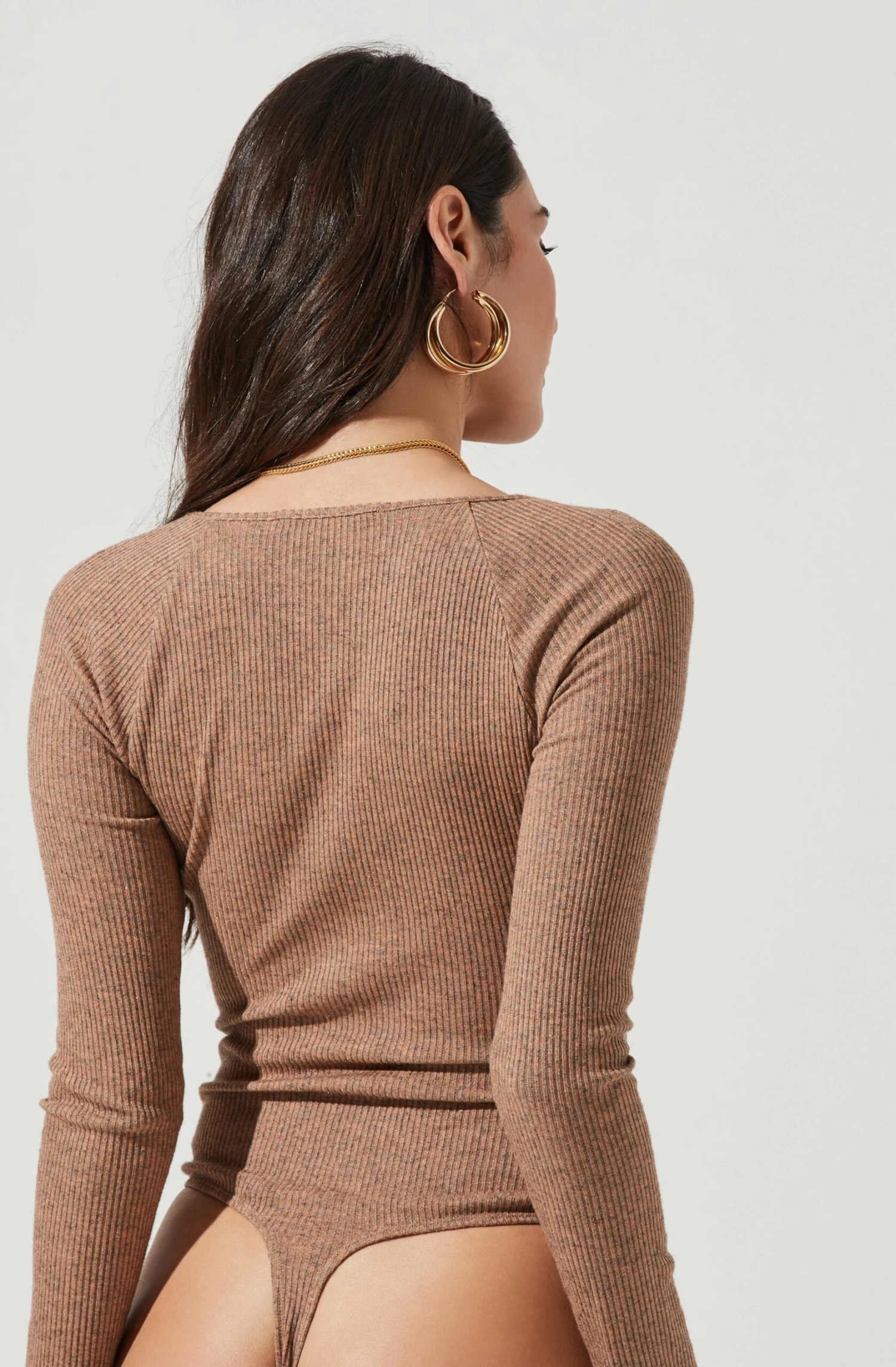 Vanowen Halter Cutout Shoulder Long Sleeve Bodysuit 6 Vanowen Halter Cutout Shoulder Long Sleeve Bodysuit - Image 4