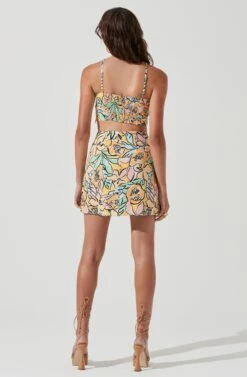 Covina Tropical Print Mini Skirt 13 Covina Tropical Print Mini Skirt -Dress Sales Store ACT17209 TROPICALPAPAYA 0045