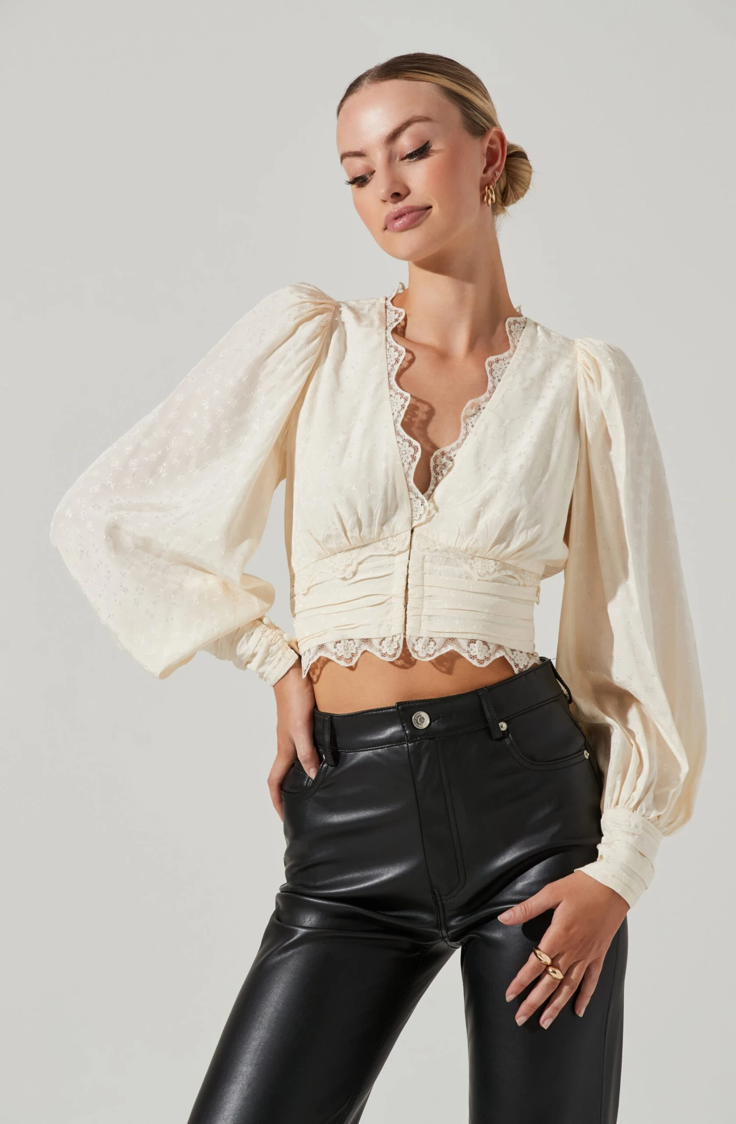 Zanna Floral Jacquard Lace Trim Long Sleeve Top 6 Zanna Floral Jacquard Lace Trim Long Sleeve Top - Image 4