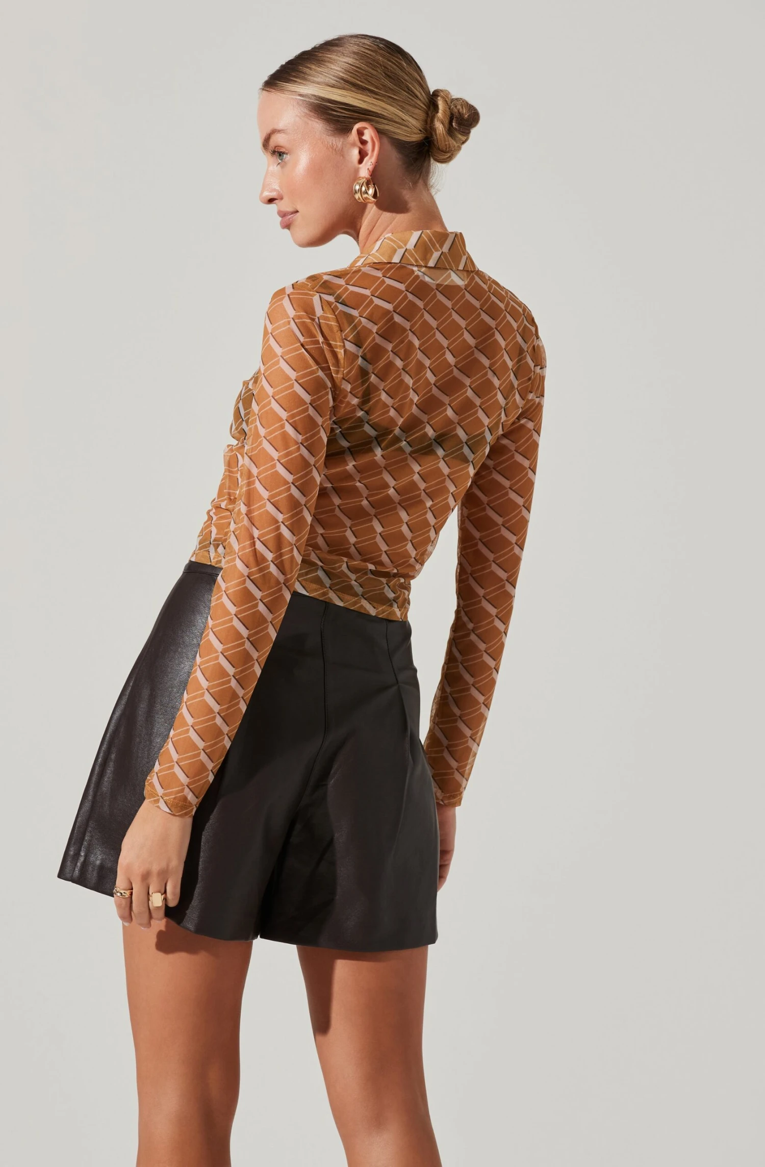 Wilma Faux Leather Shorts 6 Wilma Faux Leather Shorts - Image 4