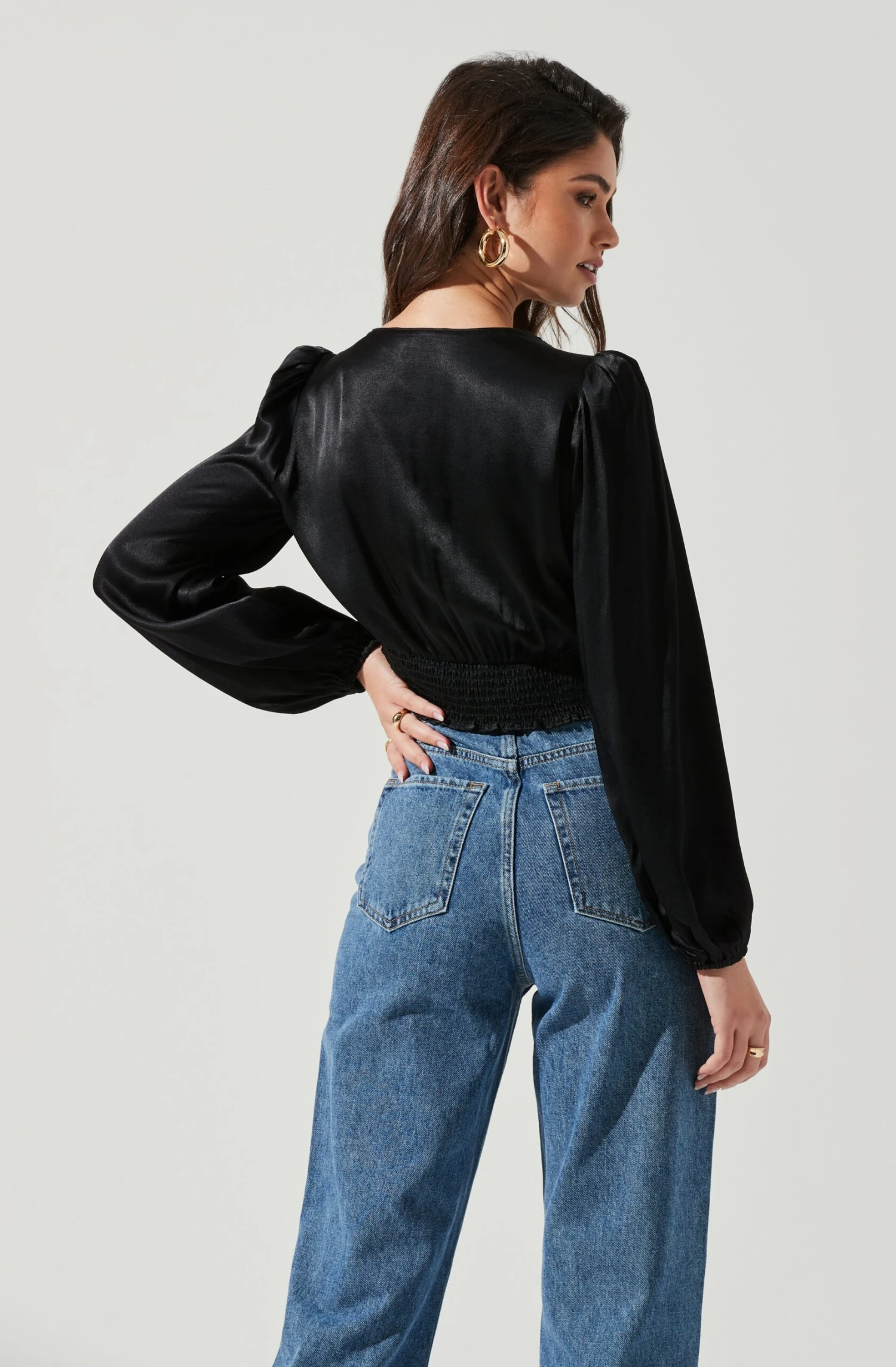 Nix Twist Front Long Sleeve Top 7 Nix Twist Front Long Sleeve Top - Image 5