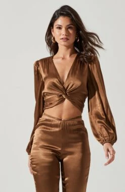 Nix Twist Front Long Sleeve Top 33 Nix Twist Front Long Sleeve Top -Dress Sales Store ACT17381 MOSS 1654