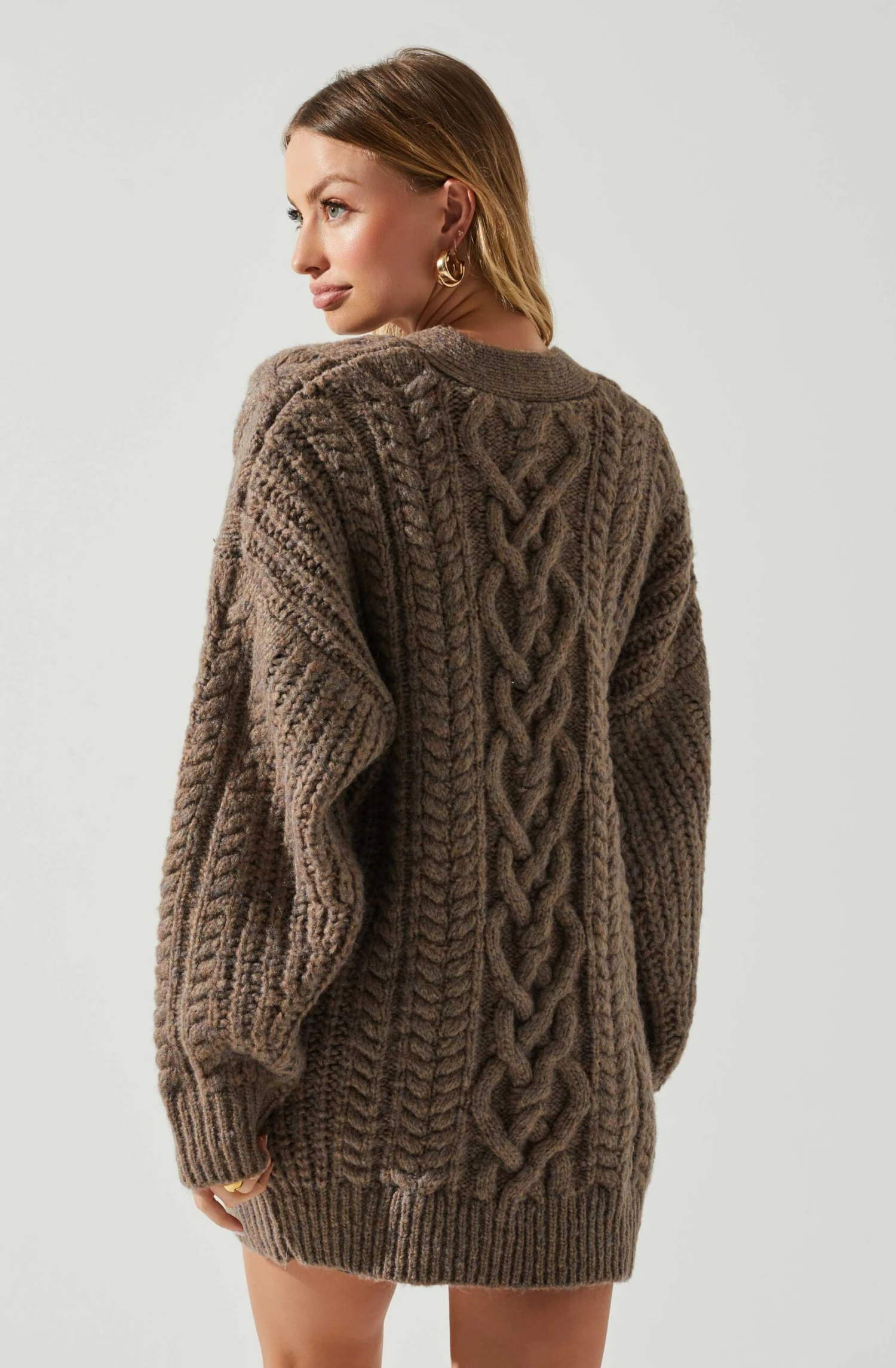 Charli Cable Knit Oversized Cardigan Sweater 14 Charli Cable Knit Oversized Cardigan Sweater - Image 12
