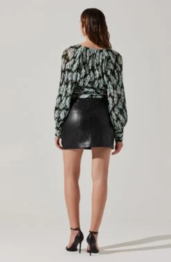 Pernilla Pleated Floral Puff Sleeve Top 17 Pernilla Pleated Floral Puff Sleeve Top -Dress Sales Store ACT17858 BLACKFLORAL 5