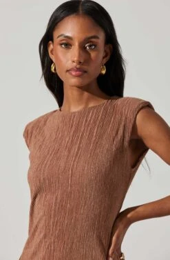 Plisse Straight Neck Midi Dress 23 Plisse Straight Neck Midi Dress -Dress Sales Store ADR101830 BROWN 4