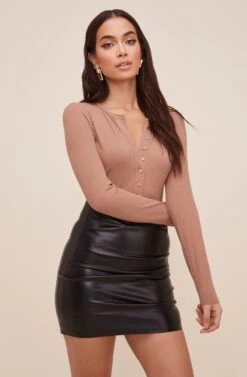 Halliwell Ribbed Henley Bodysuit 36 Halliwell Ribbed Henley Bodysuit -Dress Sales Store AT16629 TAUPE 4