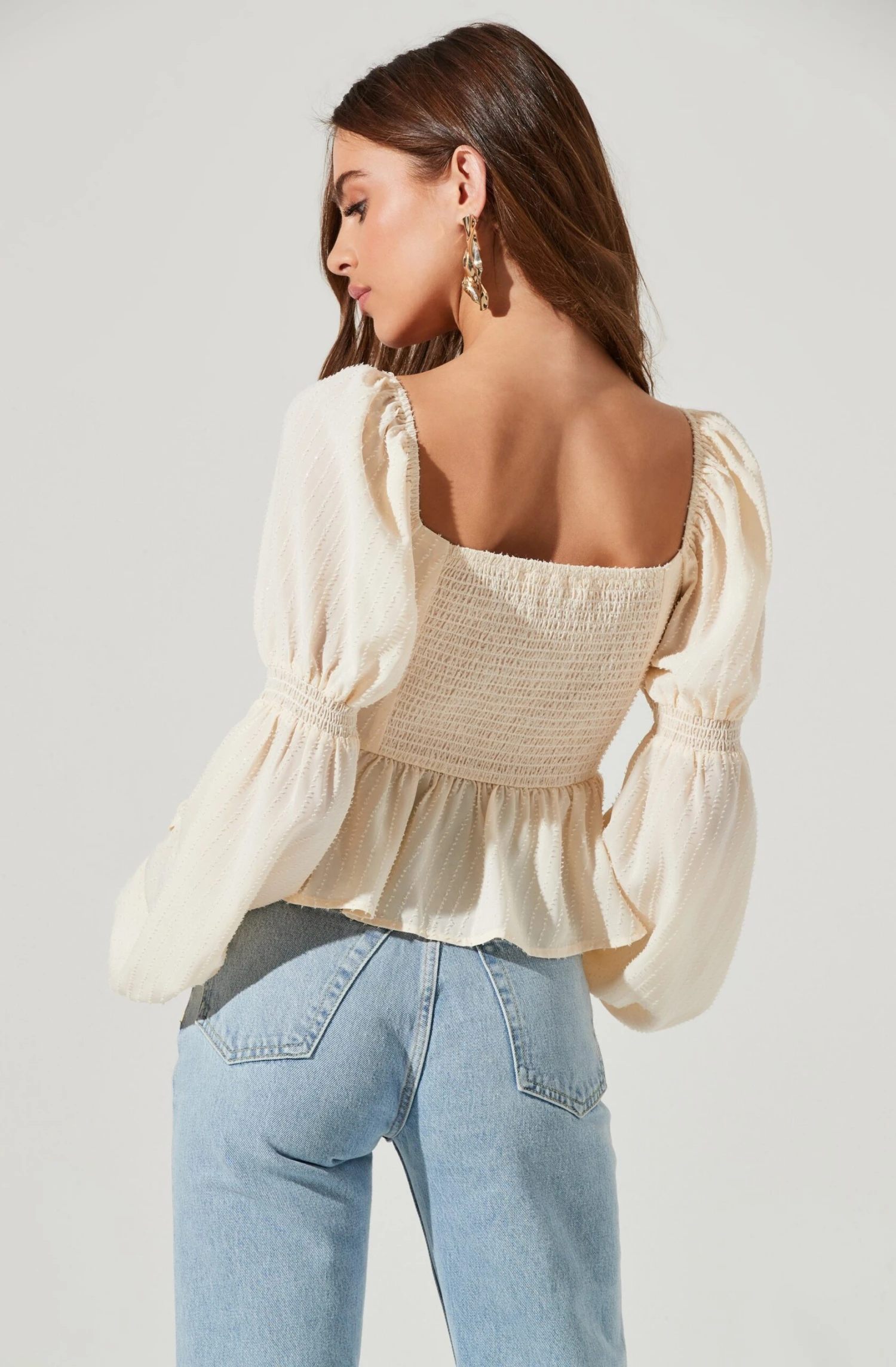 Cinched Long Sleeve Square Neck Top 14 Cinched Long Sleeve Square Neck Top - Image 12