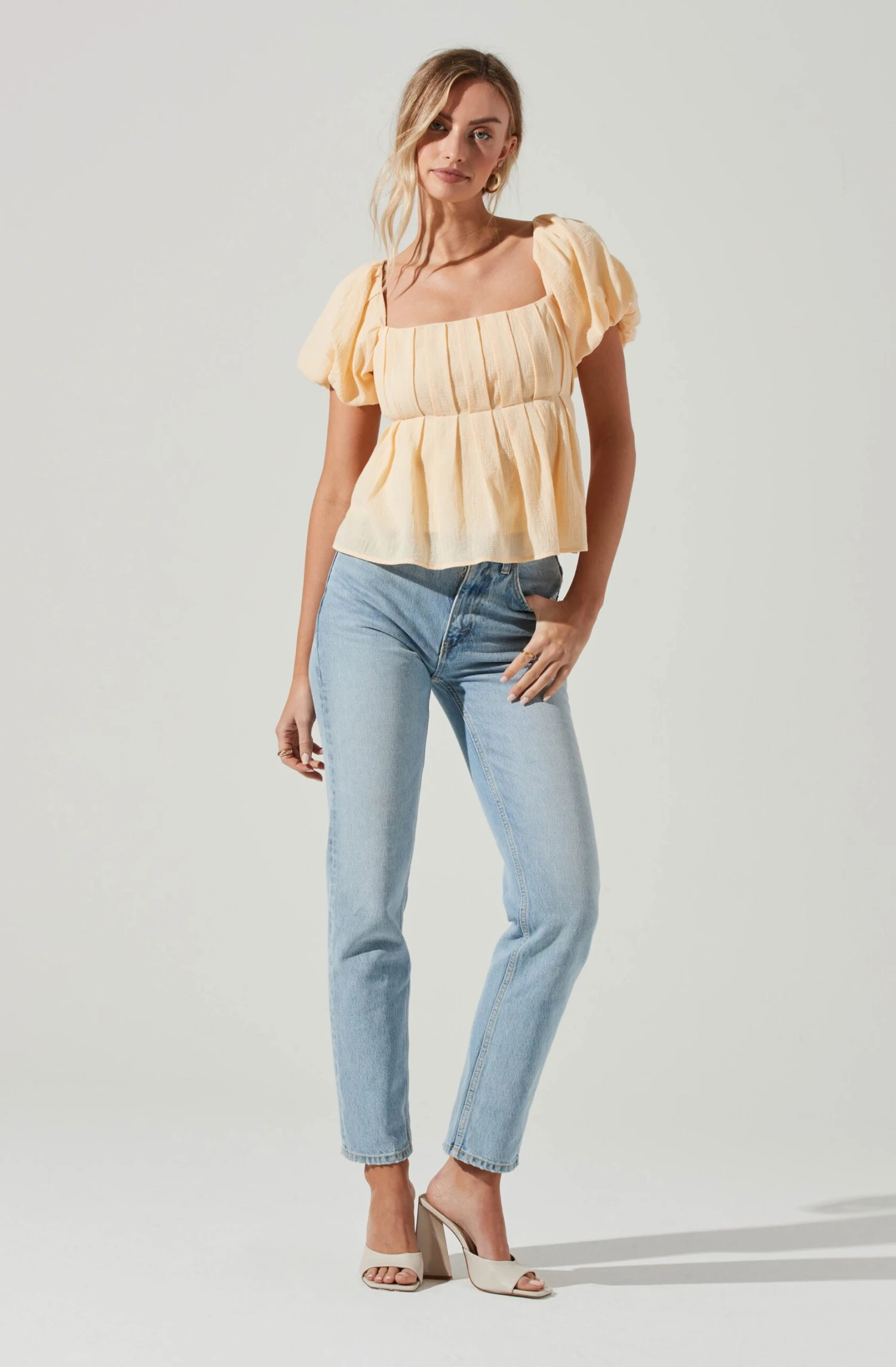 Pleated Back Cutout Bubble Sleeve Top 9 Pleated Back Cutout Bubble Sleeve Top - Image 7