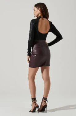 Long Sleeve Cross Neck Bodysuit 24 Long Sleeve Cross Neck Bodysuit -Dress Sales Store AT17405 BLACKSHINE 6