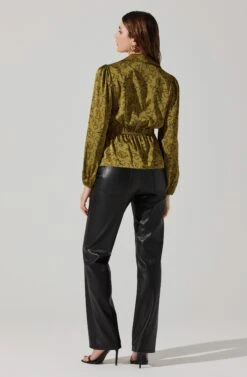 Asymmetrical Collared Floral Wrap Top 18 Asymmetrical Collared Floral Wrap Top -Dress Sales Store AT17922 OLIVEFLORALSKETCH 5